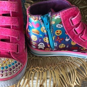 Skechers twinkle toes light up sneakers